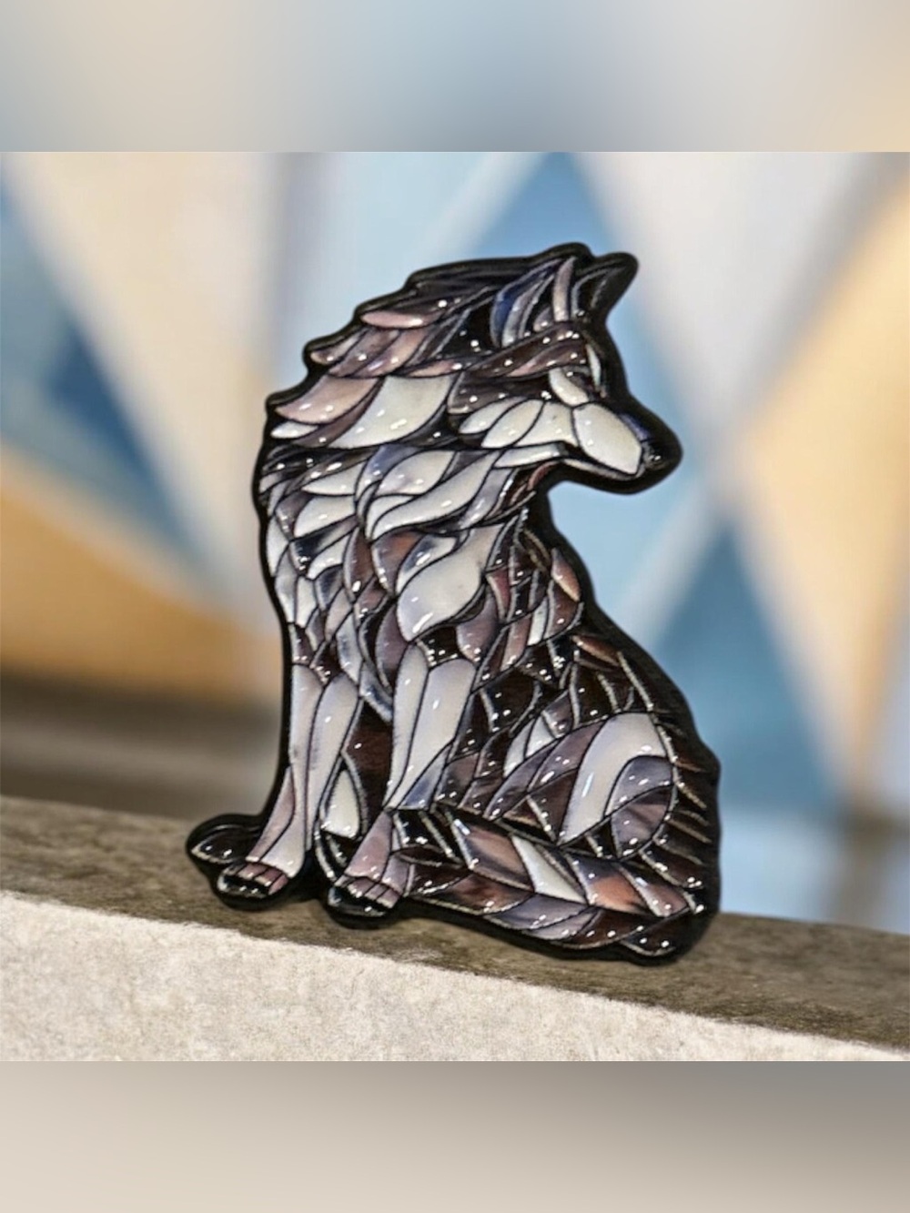 Wolf Enamel Pin - Gray and Black